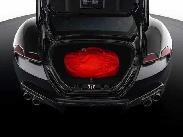 Ferrari Roma 02/2023-photo-14
