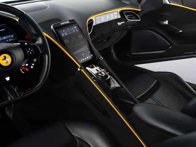 Ferrari Roma 02/2023-photo-8