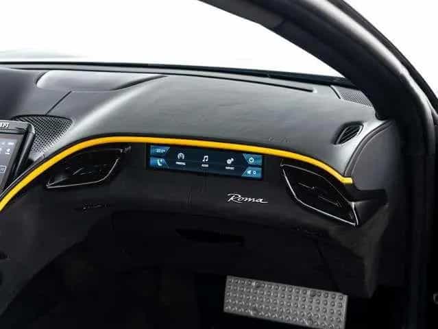 Ferrari Roma 02/2023-photo-9