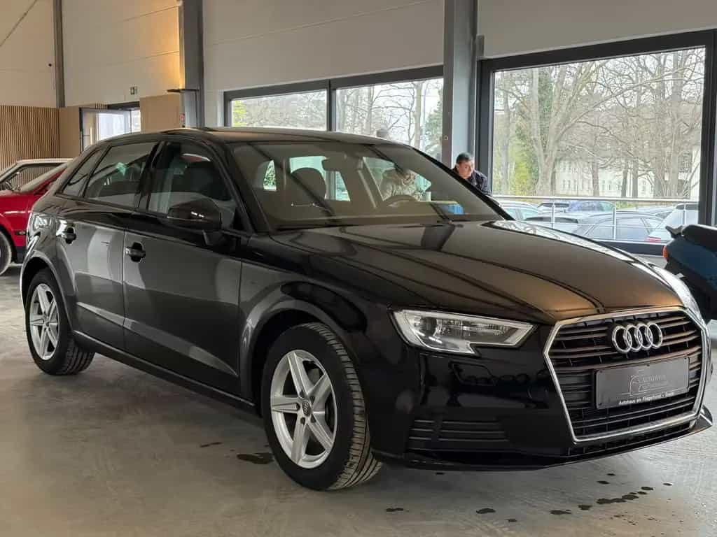 Audi A3 Sportback 1.4 TSI Bi-Xenon/Navi/BC 05/2017-photo-1