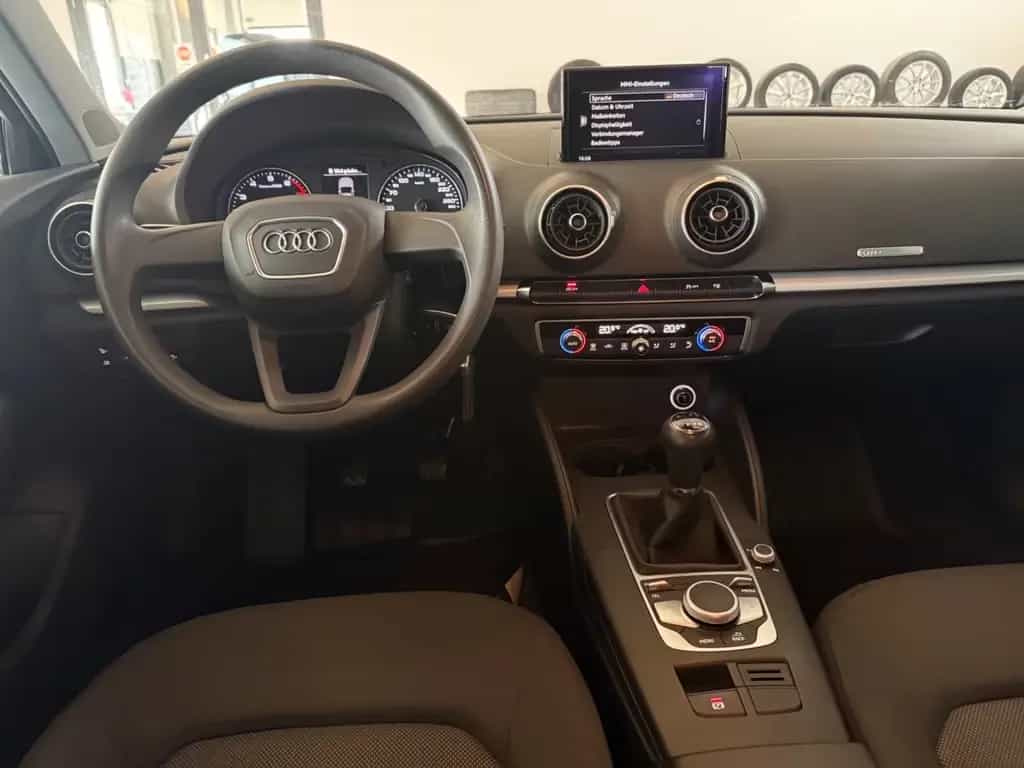 Audi A3 Sportback 1.4 TSI Bi-Xenon/Navi/BC 05/2017-photo-13