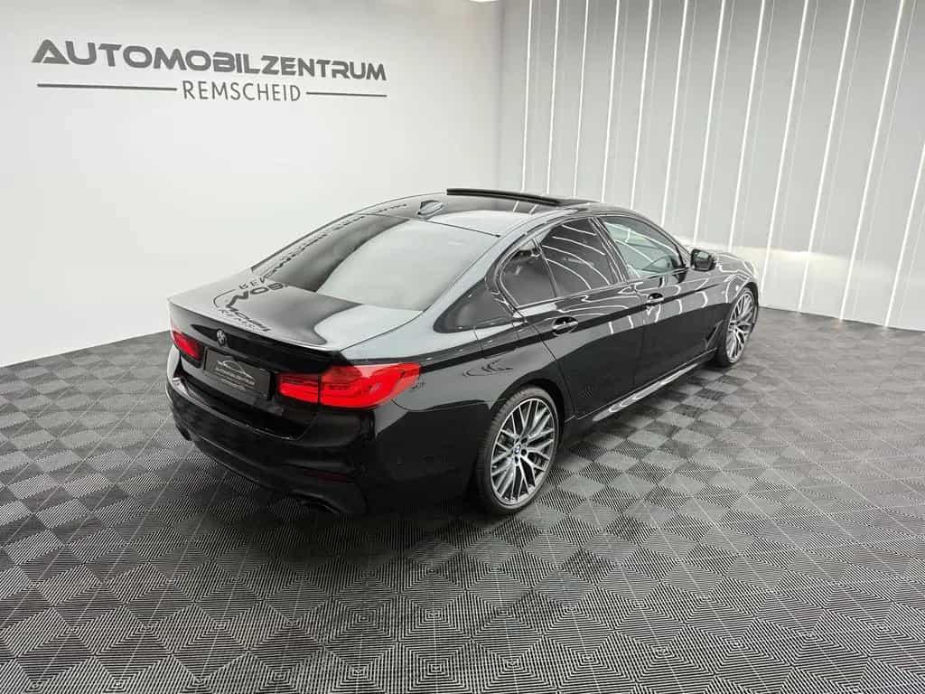 BMW 5 540 i M Sport*S.Dach*Kamera*HeadUP*Ambiente* 12/2018-photo-6