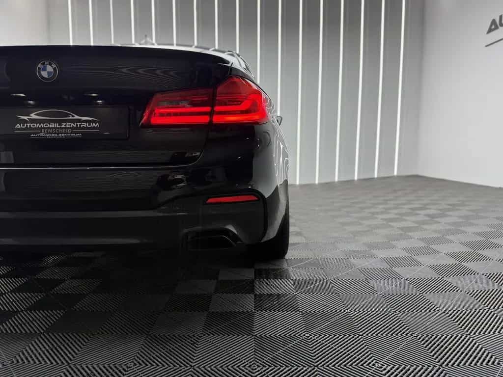 BMW 5 540 i M Sport*S.Dach*Kamera*HeadUP*Ambiente* 12/2018-photo-7
