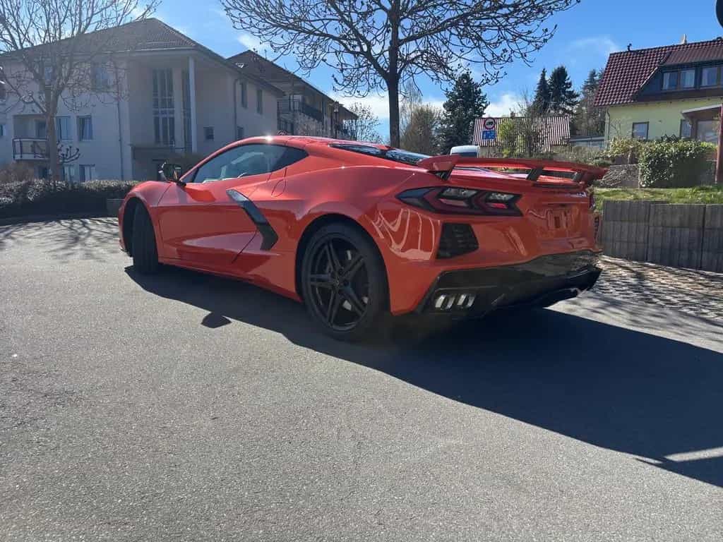 Corvette C8 Stingray Coupé 3LT 26 new Interior/Spoiler null-photo-6