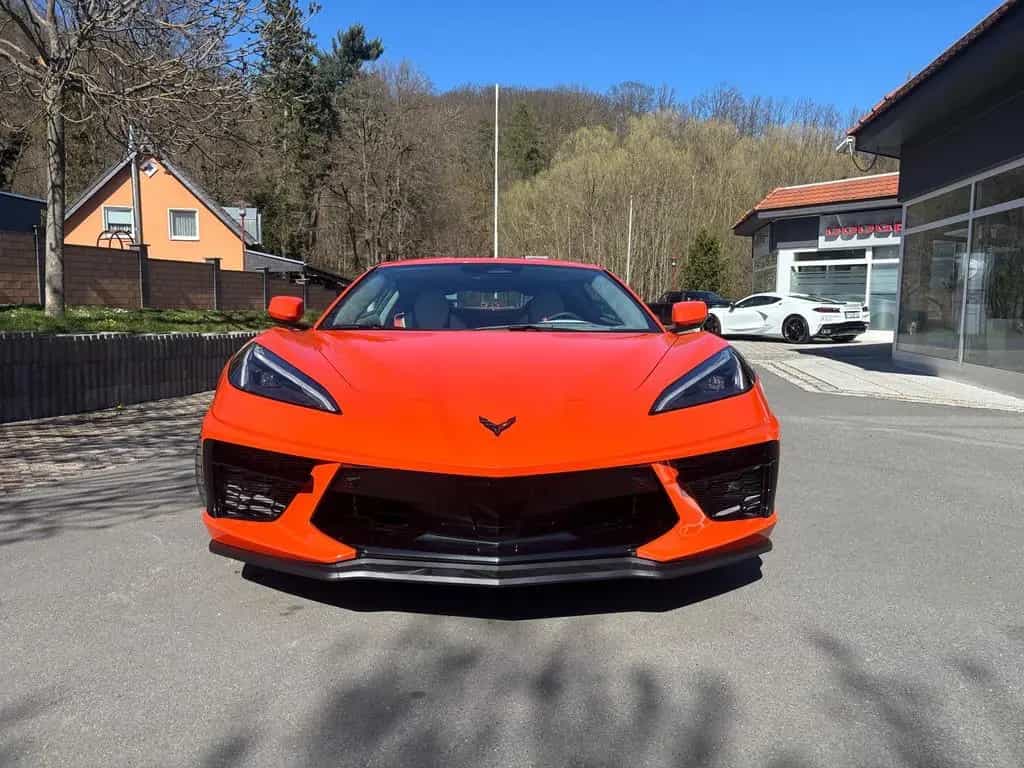 Corvette C8 Stingray Coupé 3LT 26 new Interior/Spoiler null-photo-9