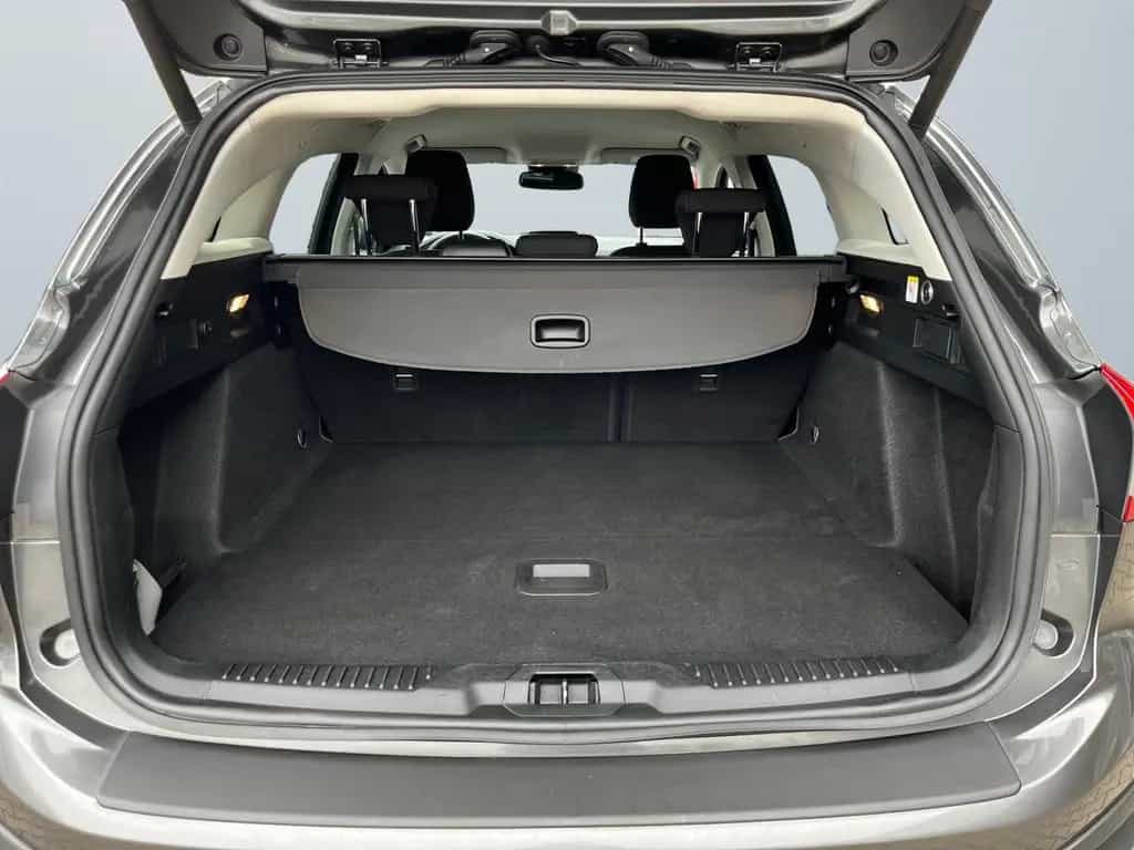 Ford Focus Turnier Active 1.5 EcoBlue Winter Paket 07/2021-photo-13