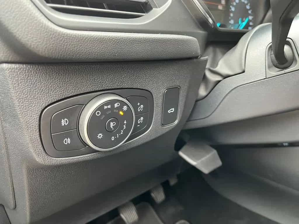 Ford Focus Turnier Active 1.5 EcoBlue Winter Paket 07/2021-photo-20