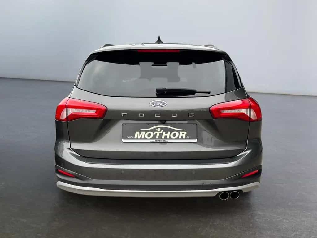 Ford Focus Turnier Active 1.5 EcoBlue Winter Paket 07/2021-photo-4