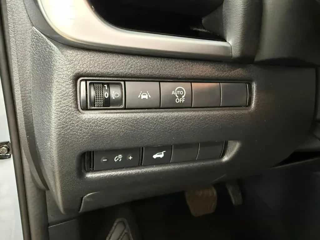 Nissan Qashqai 1.3 DIG-T N-Connecta LED ACC 360° RFK 01/2024-photo-13