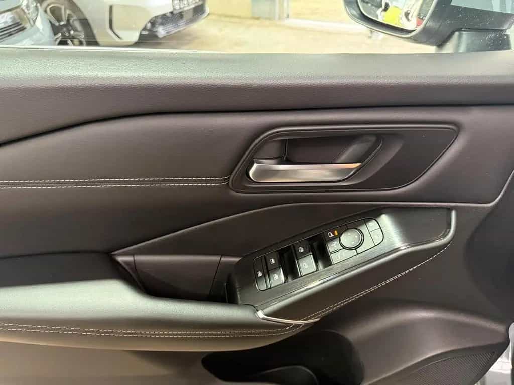 Nissan Qashqai 1.3 DIG-T N-Connecta LED ACC 360° RFK 01/2024-photo-18