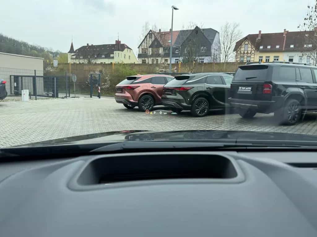 Lexus NX 450h NX 450 h+ E-Executive.HUD.LED.P-Dach.360K.MY26 null-photo-28