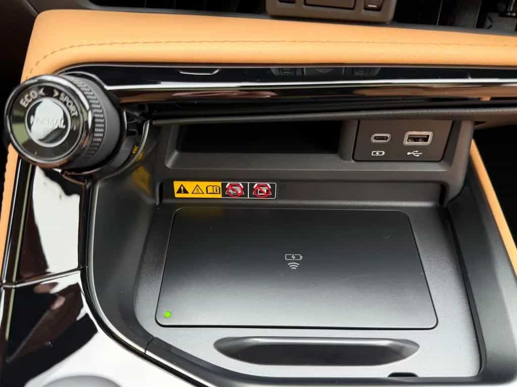 Lexus NX 450h NX 450 h+ E-Executive.HUD.LED.P-Dach.360K.MY26 null-photo-39