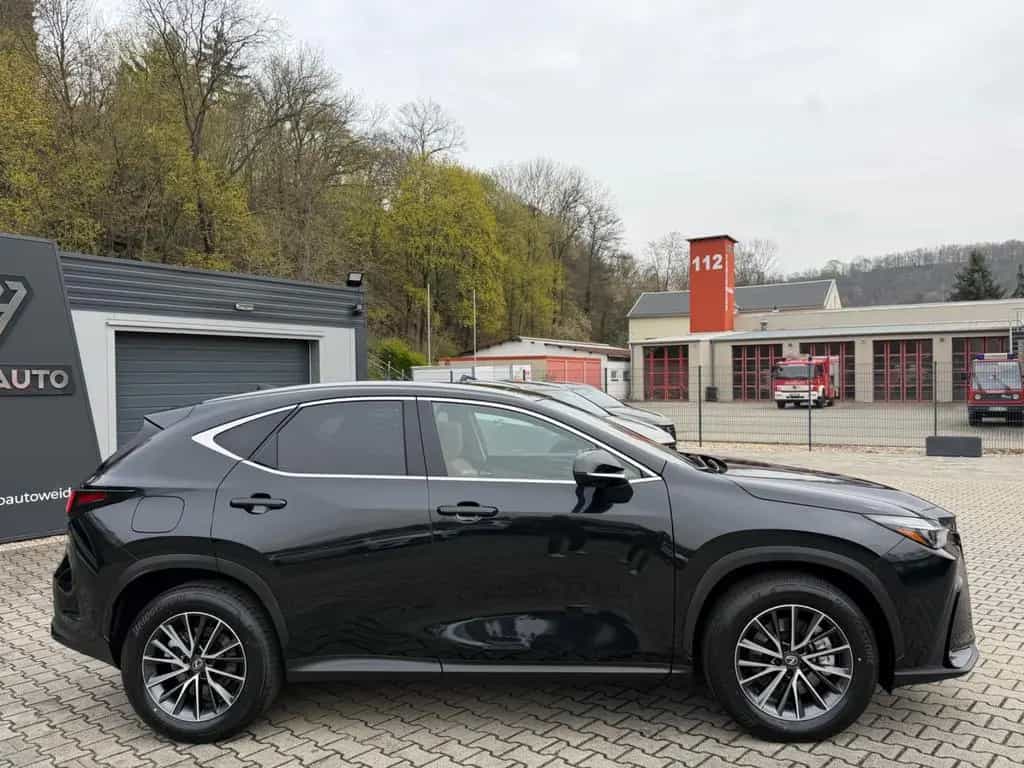 Lexus NX 450h NX 450 h+ E-Executive.HUD.LED.P-Dach.360K.MY26 null-photo-6