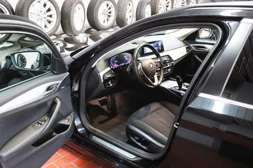 BMW 5 Series Cockpit*AHK*HUD*LHZ 11/2019-photo-11