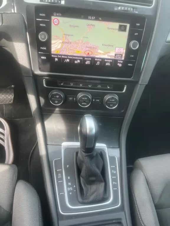 Volkswagen Golf 2.0 TDI SCR DSG Comfortline Variant Com... 05/2020-photo-9