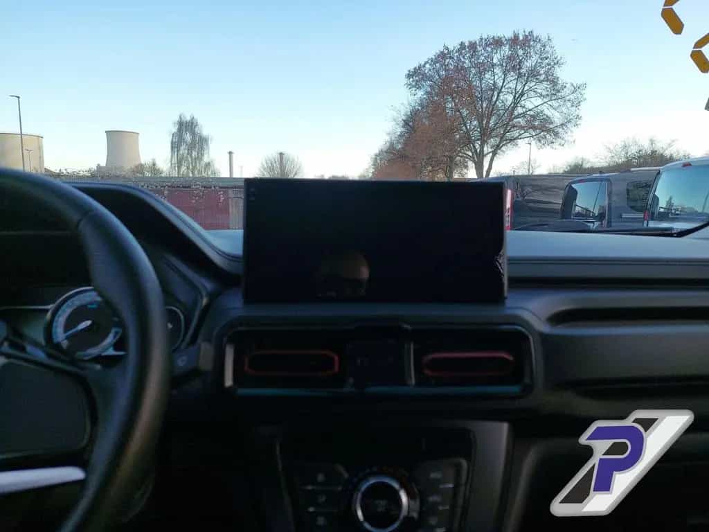 SWM G03 Digitales Cockpit Apple CarPlay Android Auto null-photo-23