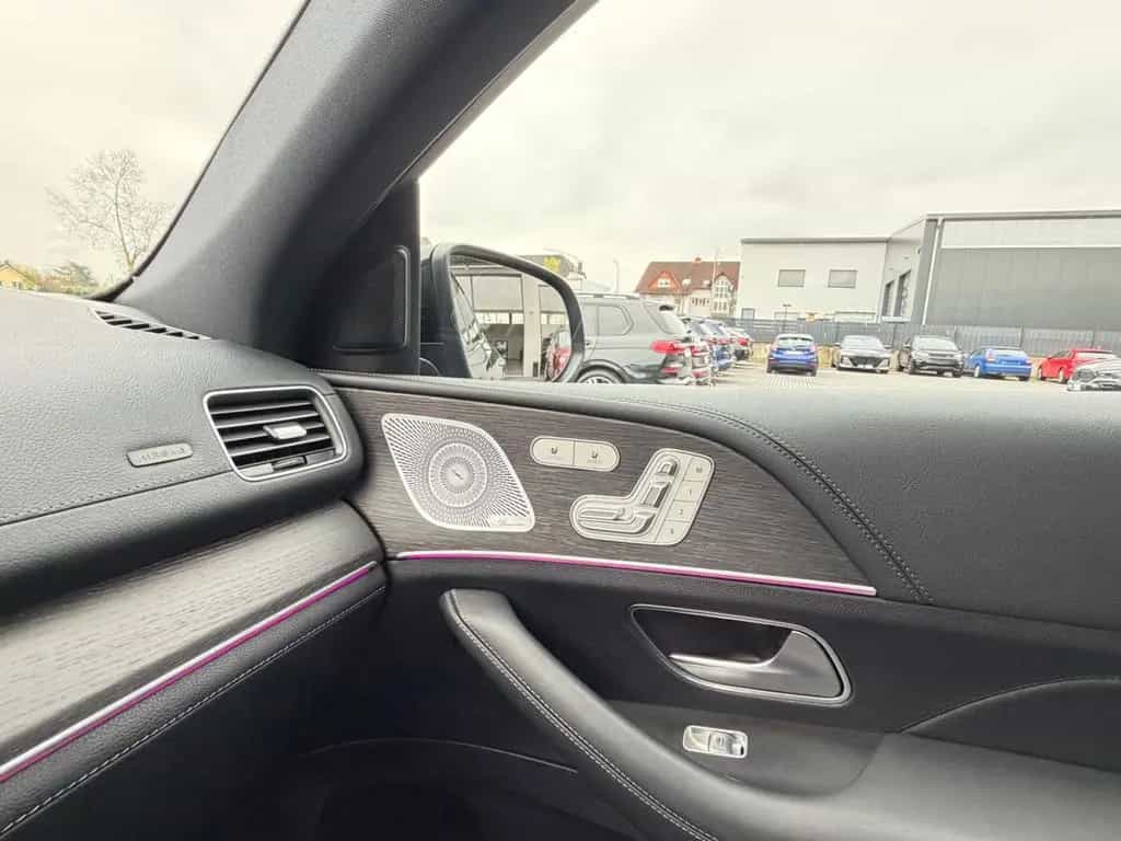 Mercedes-Benz GLE-Class 12/2020-photo-39