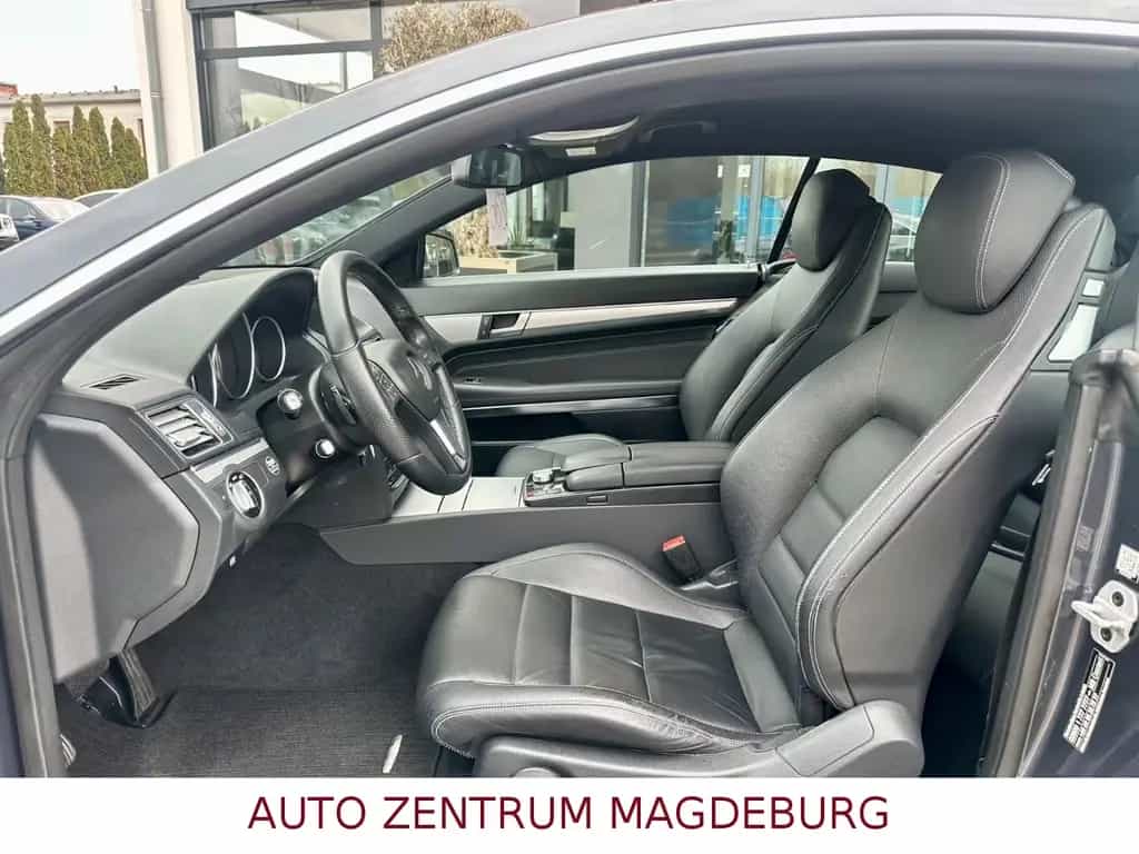 Mercedes-Benz E 200 Coupe *LED*NAVI*SPORTPAKET*TEMPOMAT* 12/2015-photo-11