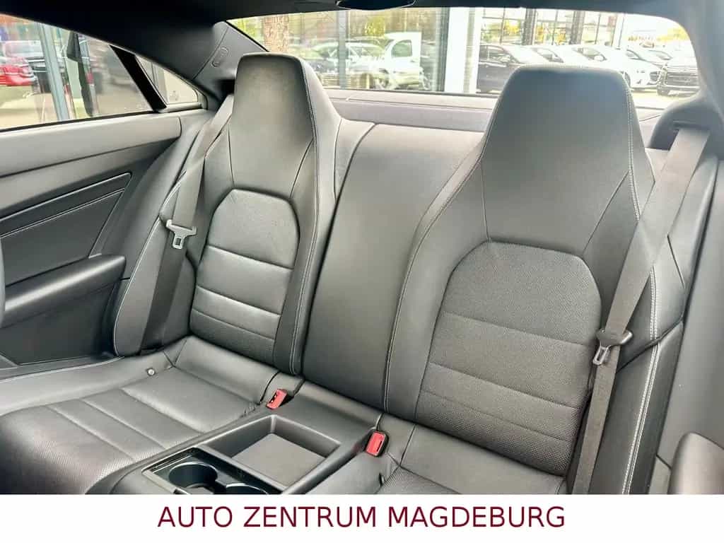 Mercedes-Benz E 200 Coupe *LED*NAVI*SPORTPAKET*TEMPOMAT* 12/2015-photo-12