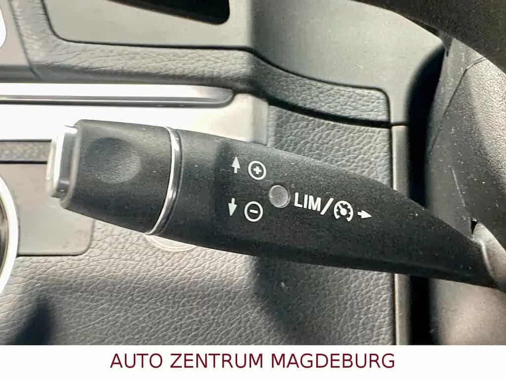 Mercedes-Benz E 200 Coupe *LED*NAVI*SPORTPAKET*TEMPOMAT* 12/2015-photo-20