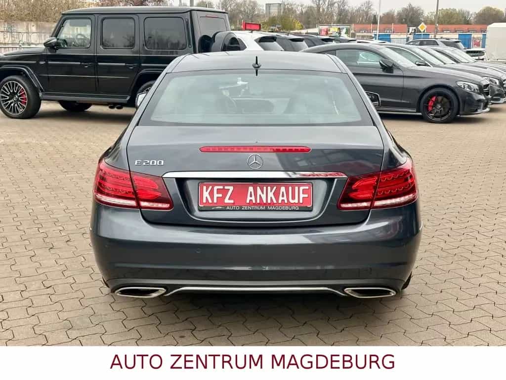 Mercedes-Benz E 200 Coupe *LED*NAVI*SPORTPAKET*TEMPOMAT* 12/2015-photo-6