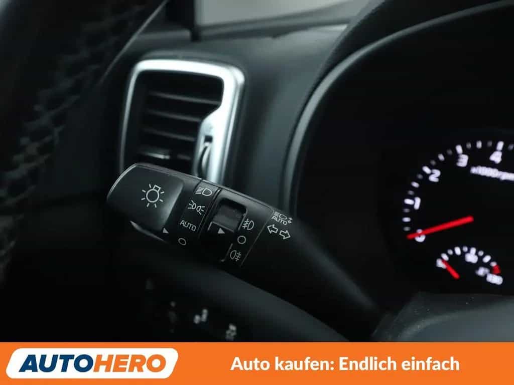 Kia Sportage 1.6 GDI Dream Team 2WD *NAVI*CAM*TEMPO* 10/2018-photo-25