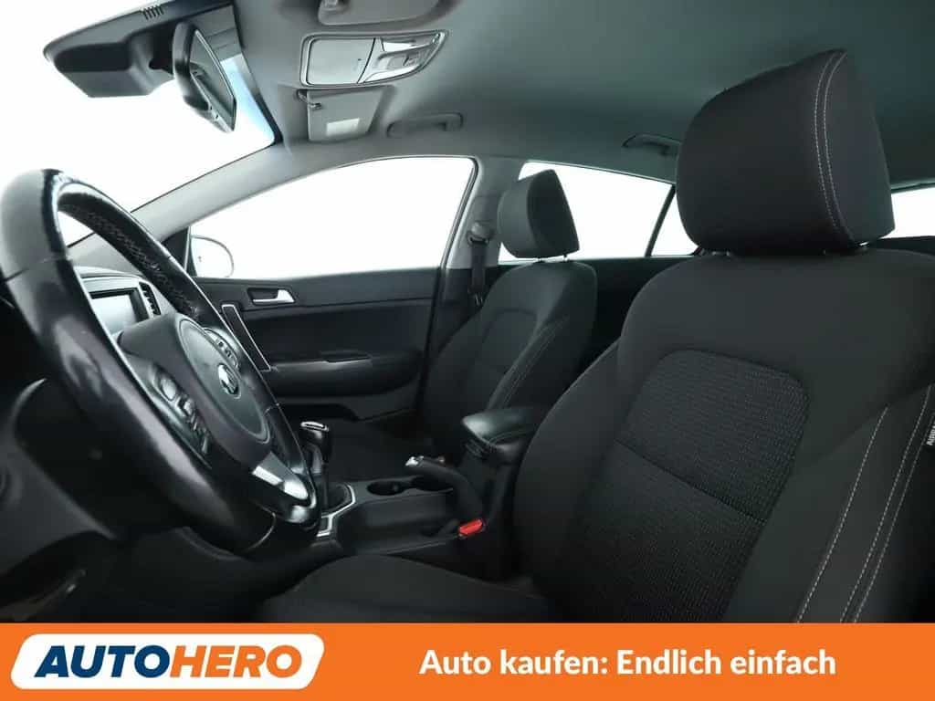 Kia Sportage 1.6 GDI Dream Team 2WD *NAVI*CAM*TEMPO* 10/2018-photo-9