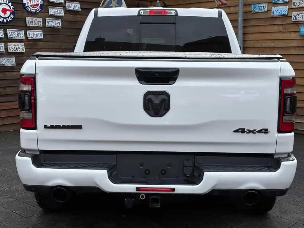 Dodge RAM 1500 Laramie 5.7L 12Zoll Display 4x4 LPG AHK 05/2023-photo-12