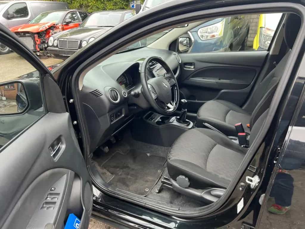 Mitsubishi Space Star 1.2 Edition Algarve 11/2020-photo-7