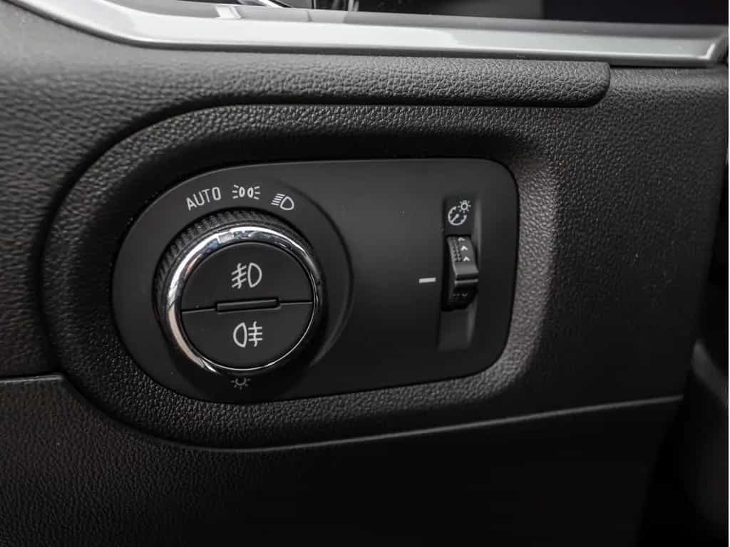 Opel Grandland 1.2 Ultimate FACEL. MATRIX-LED 360° 11/2022-photo-12