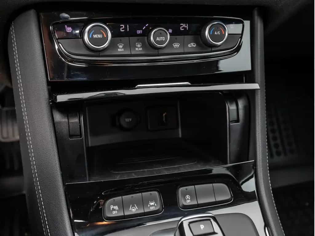 Opel Grandland 1.2 Ultimate FACEL. MATRIX-LED 360° 11/2022-photo-18