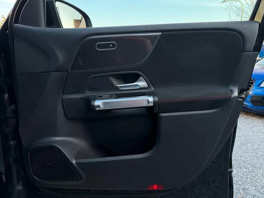 Mercedes-Benz GLB-Class 200 *AMG*R-Kamera*Burmester*LED*MBUX* 03/2021-photo-16