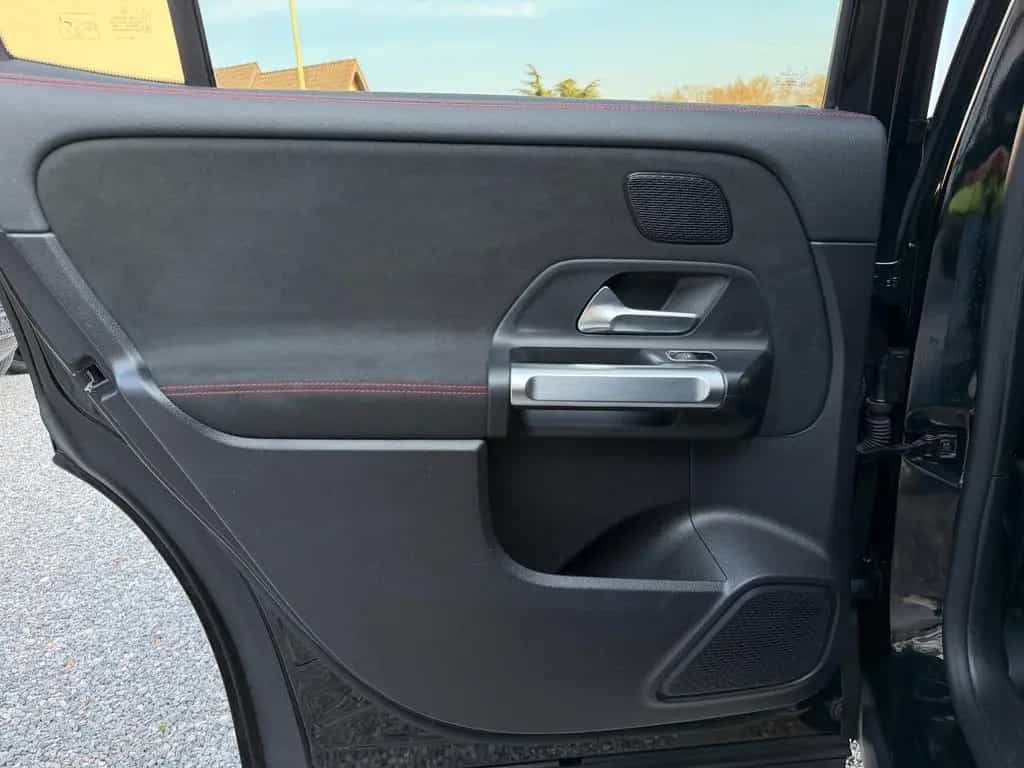 Mercedes-Benz GLB-Class 200 *AMG*R-Kamera*Burmester*LED*MBUX* 03/2021-photo-17