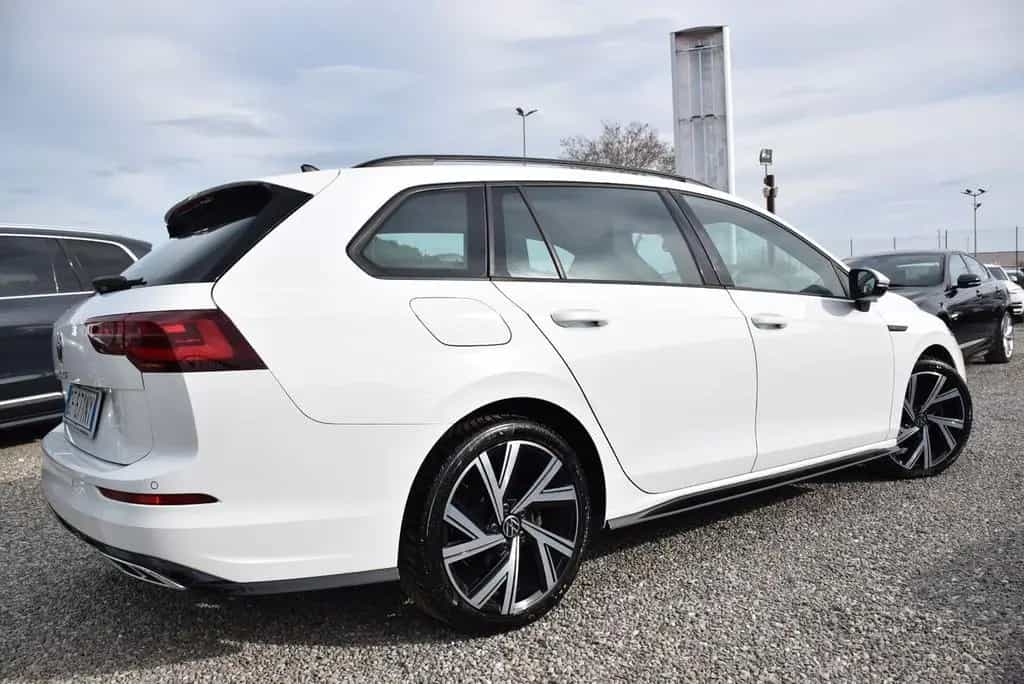 Volkswagen Golf VIII SW GANCIO TETTO 2.0TDI 150C 12/2020-photo-9