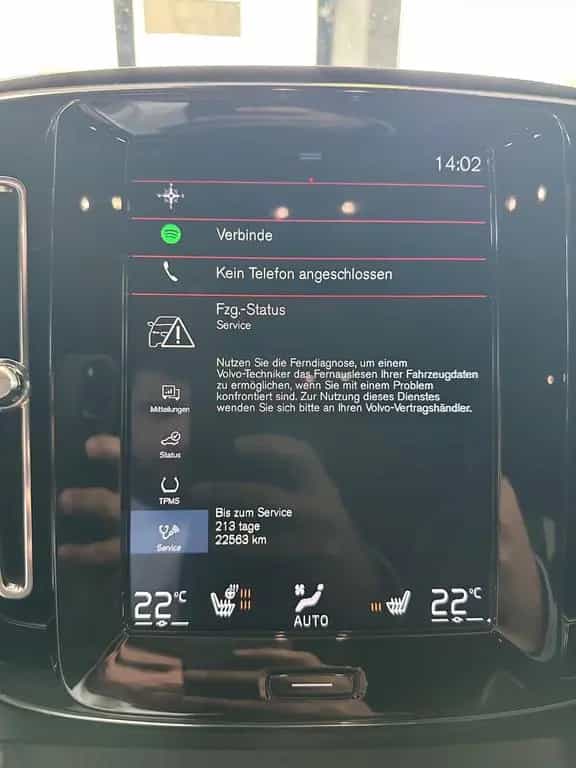 Volvo XC40 R Design 2WD Automatik Kamera Navi LED 10/2020-photo-17