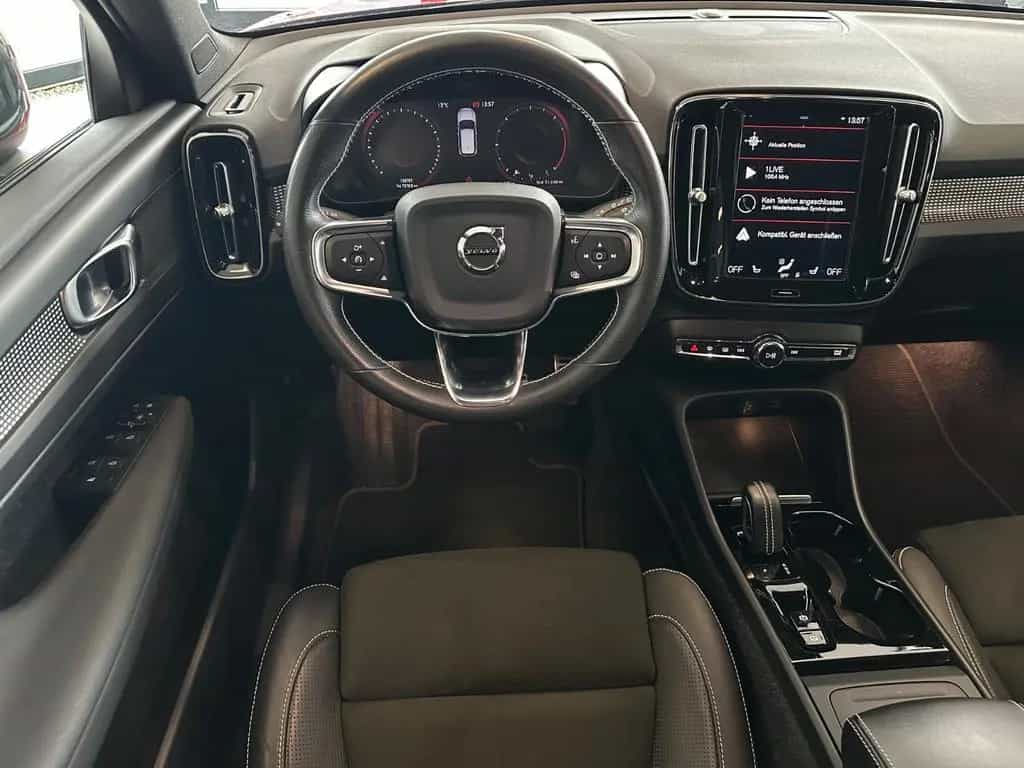 Volvo XC40 R Design 2WD Automatik Kamera Navi LED 10/2020-photo-2