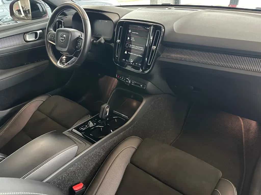 Volvo XC40 R Design 2WD Automatik Kamera Navi LED 10/2020-photo-3