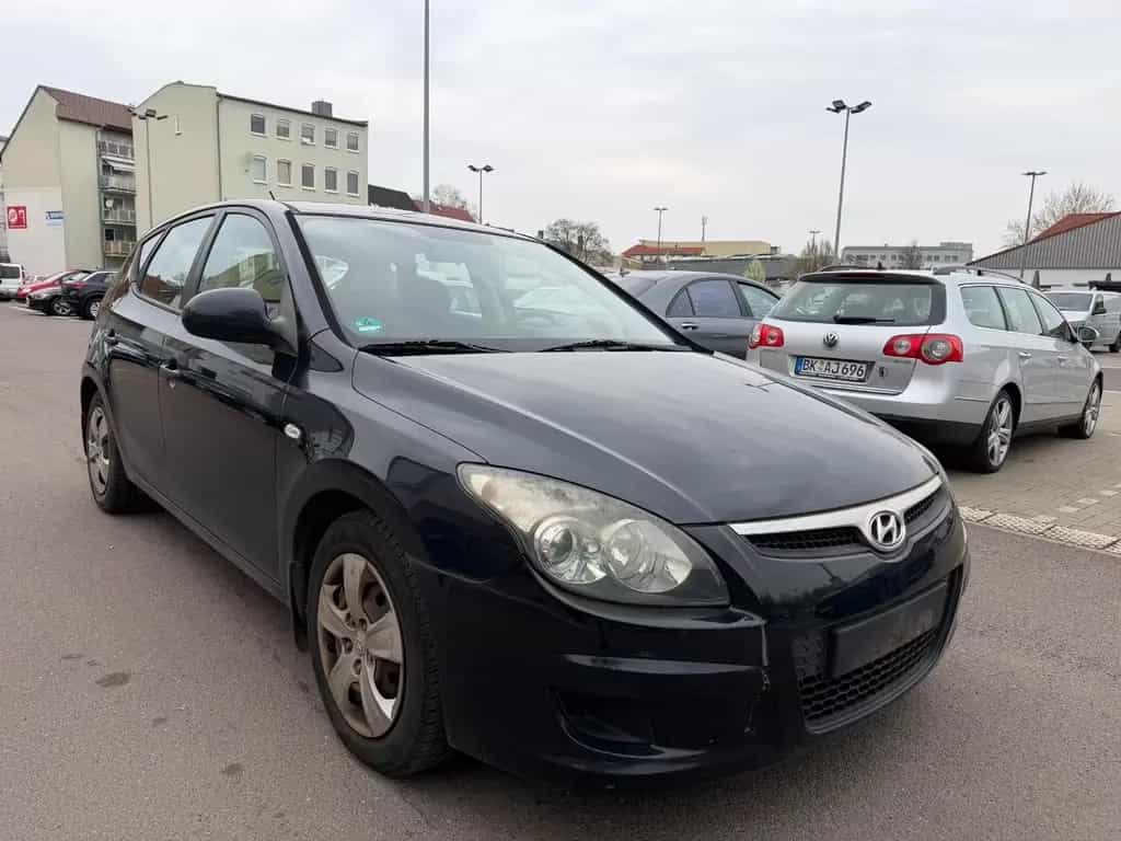 Hyundai i30 blue 1.4*Klima*Euro4* 09/2009-photo-0