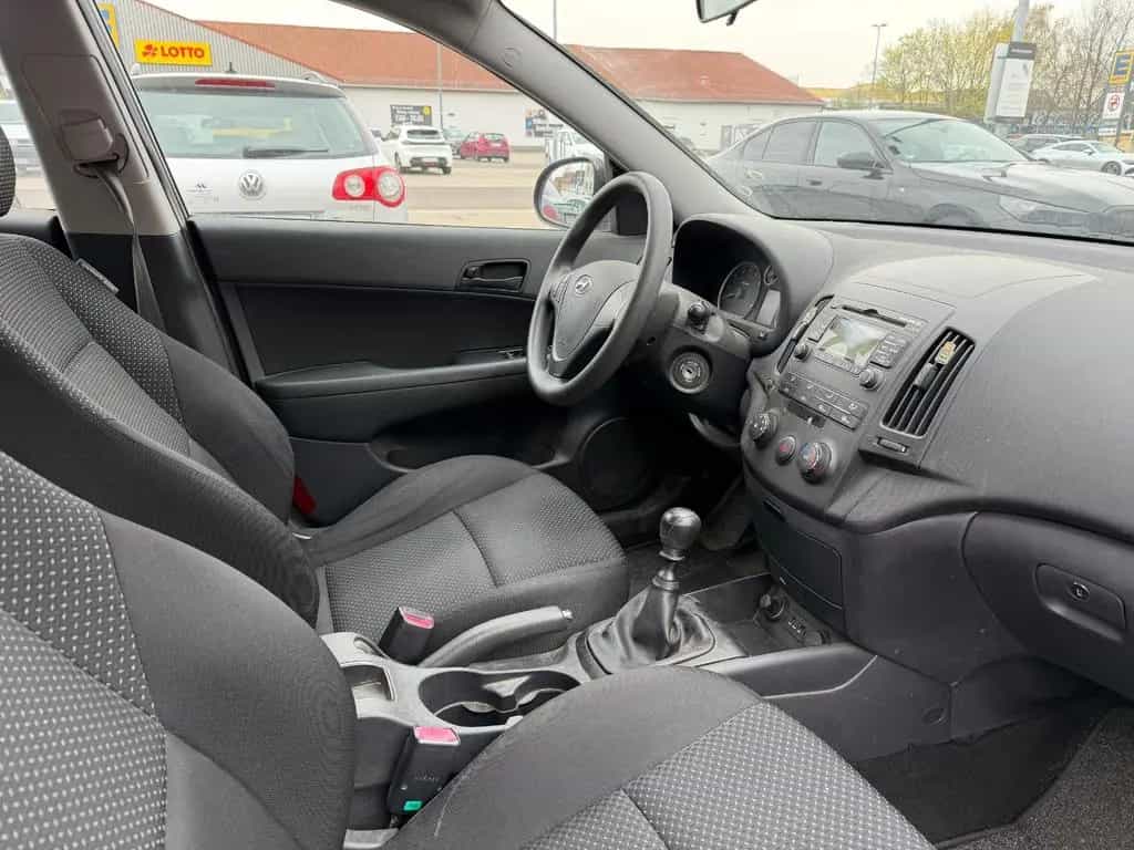 Hyundai i30 blue 1.4*Klima*Euro4* 09/2009-photo-13