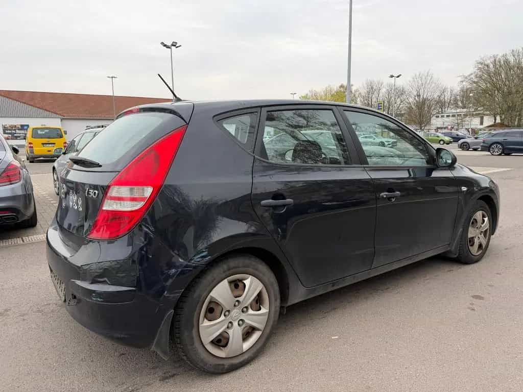 Hyundai i30 blue 1.4*Klima*Euro4* 09/2009-photo-5