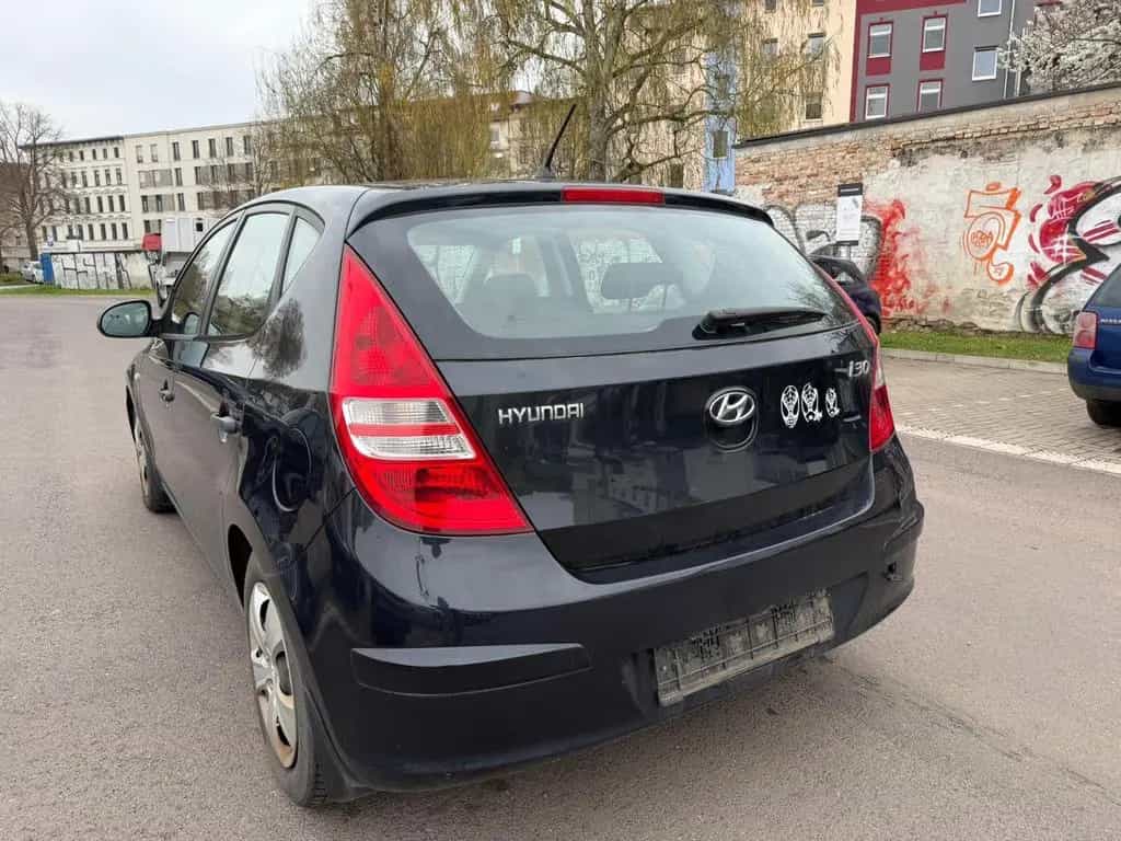 Hyundai i30 blue 1.4*Klima*Euro4* 09/2009-photo-9