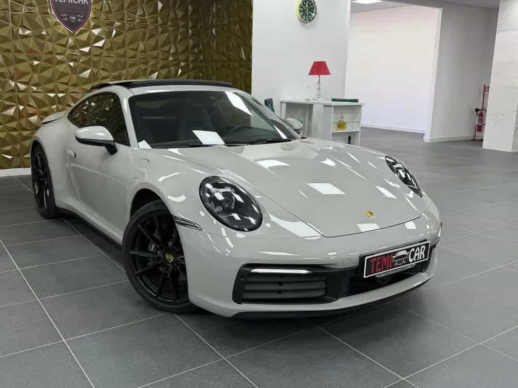 Porsche 911 Carrera 03/2021-photo-2