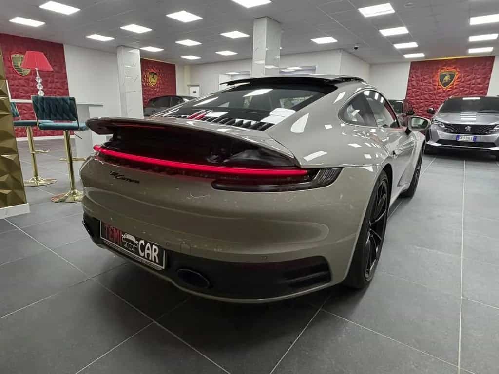 Porsche 911 Carrera 03/2021-photo-4