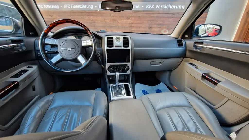 Chrysler 300C 3.5,AUTOMATIK, PDC,SHZ, 09/2005-photo-13