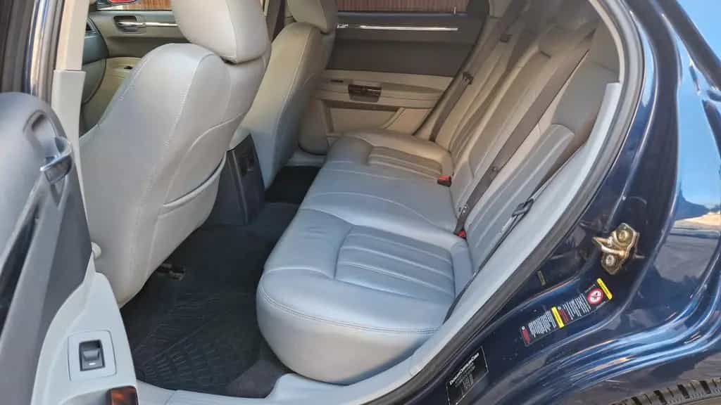 Chrysler 300C 3.5,AUTOMATIK, PDC,SHZ, 09/2005-photo-8