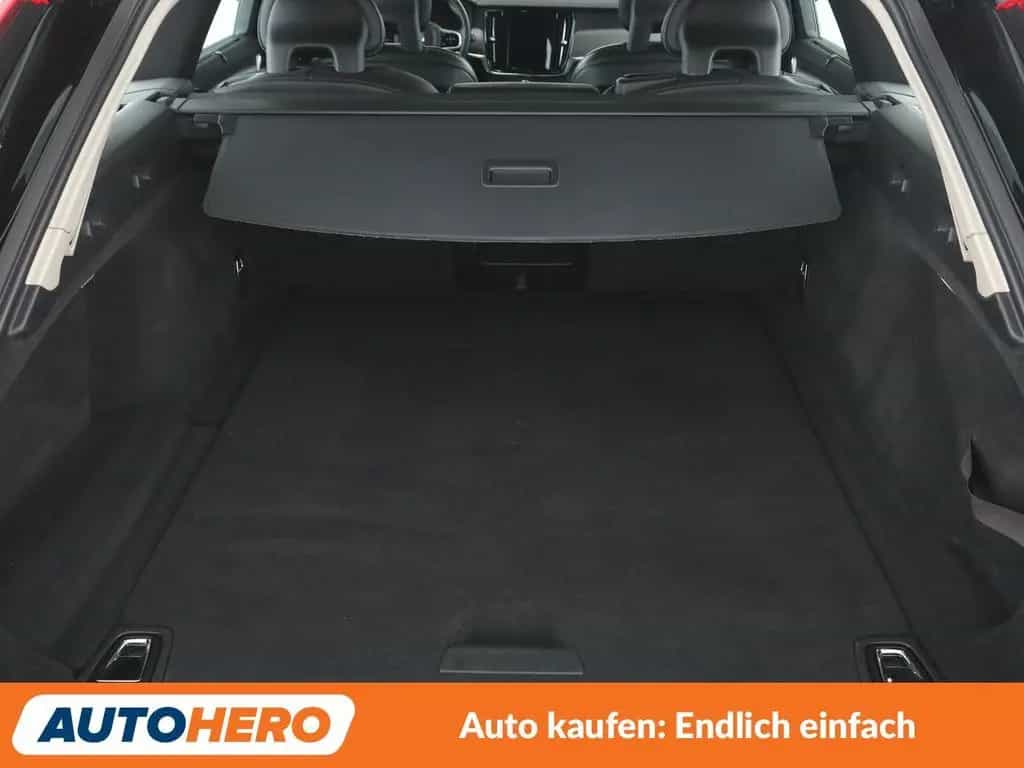 Volvo V90 2.0 D4 Inscription Aut.*NAVI*HUD*LED* 05/2017-photo-16