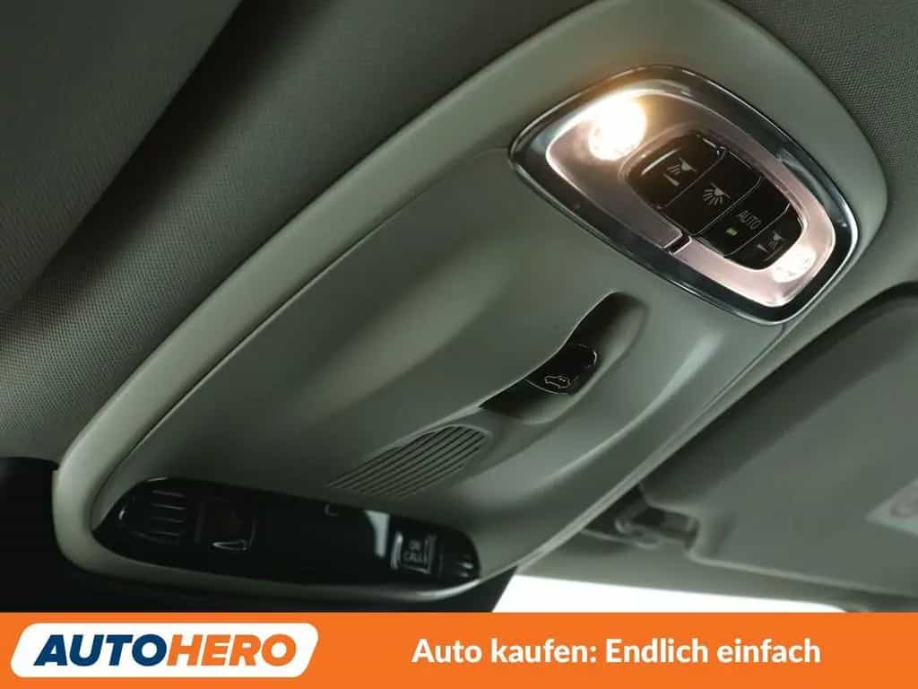 Volvo V90 2.0 D4 Inscription Aut.*NAVI*HUD*LED* 05/2017-photo-29