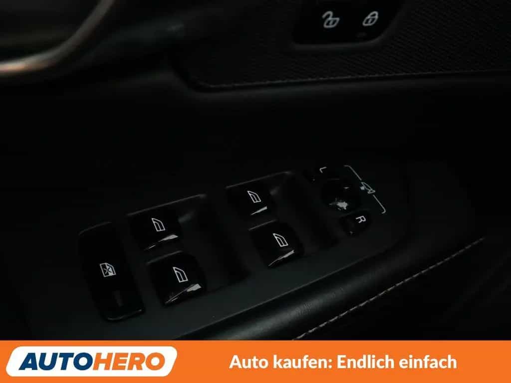 Volvo V90 2.0 D4 Inscription Aut.*NAVI*HUD*LED* 05/2017-photo-31
