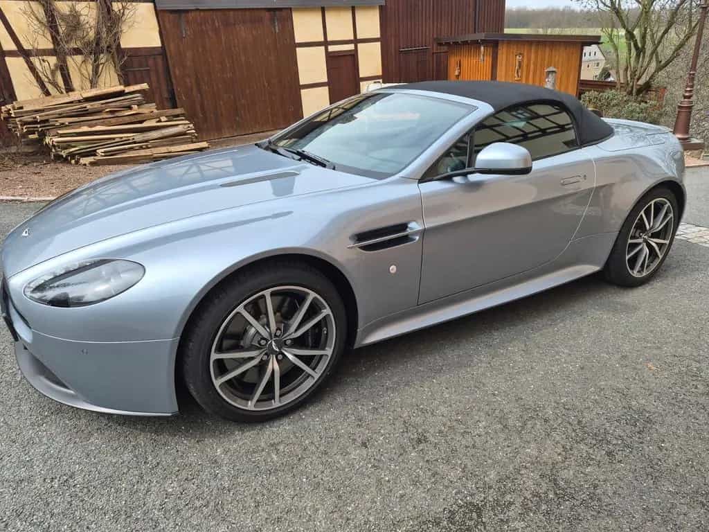 Aston Martin V8 Vantage N430 09/2015-photo-3