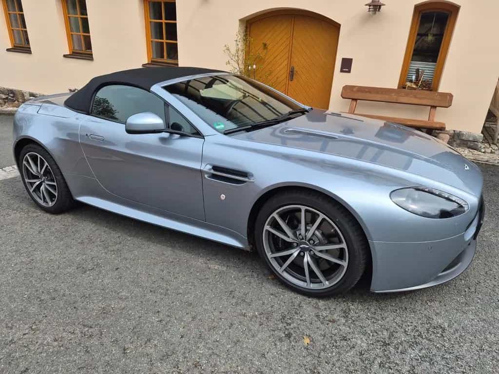 Aston Martin V8 Vantage N430 09/2015-photo-4